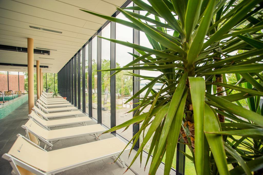 Bl Bavaria Yachtclub & Apartments Balatonlelle Exterior foto
