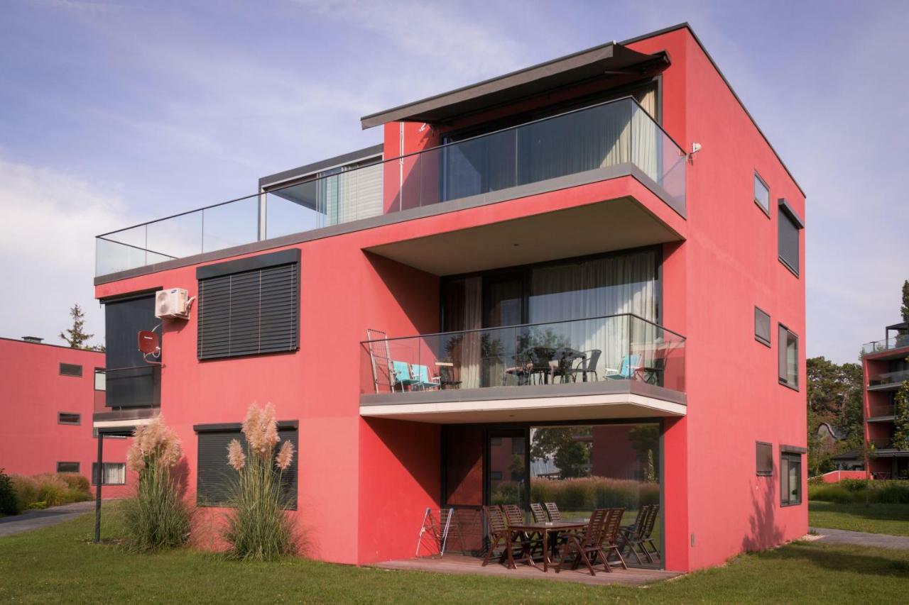 Bl Bavaria Yachtclub & Apartments Balatonlelle Exterior foto